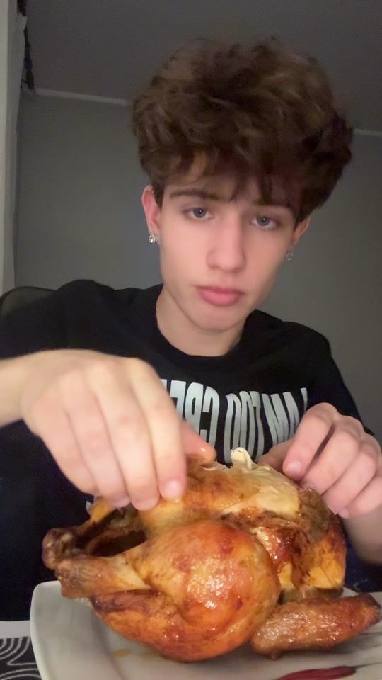 TikTok video thumbnail by karolwrobel_