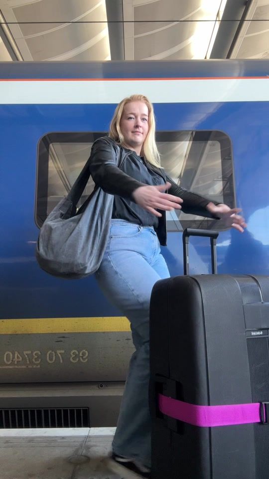 TikTok video thumbnail by lenaleest