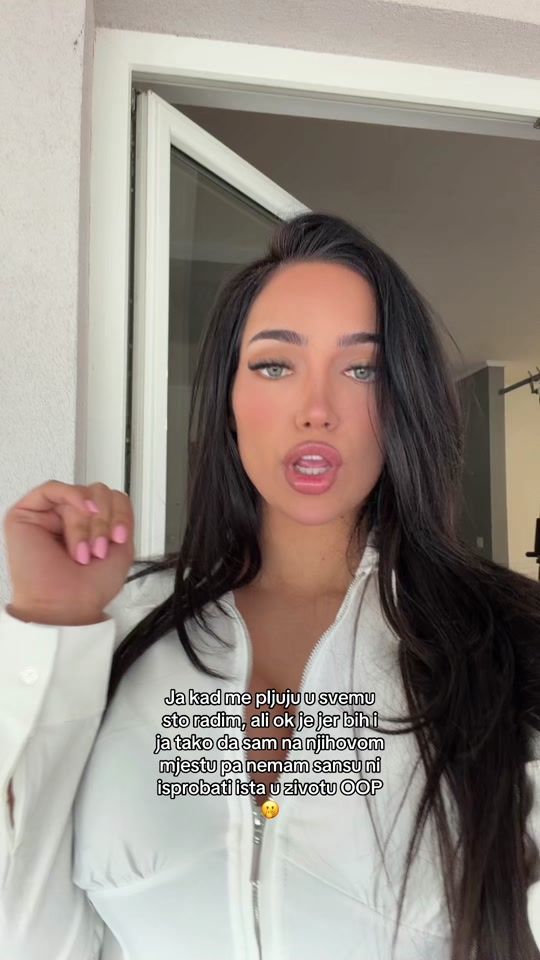 TikTok video thumbnail by lauraprgomet