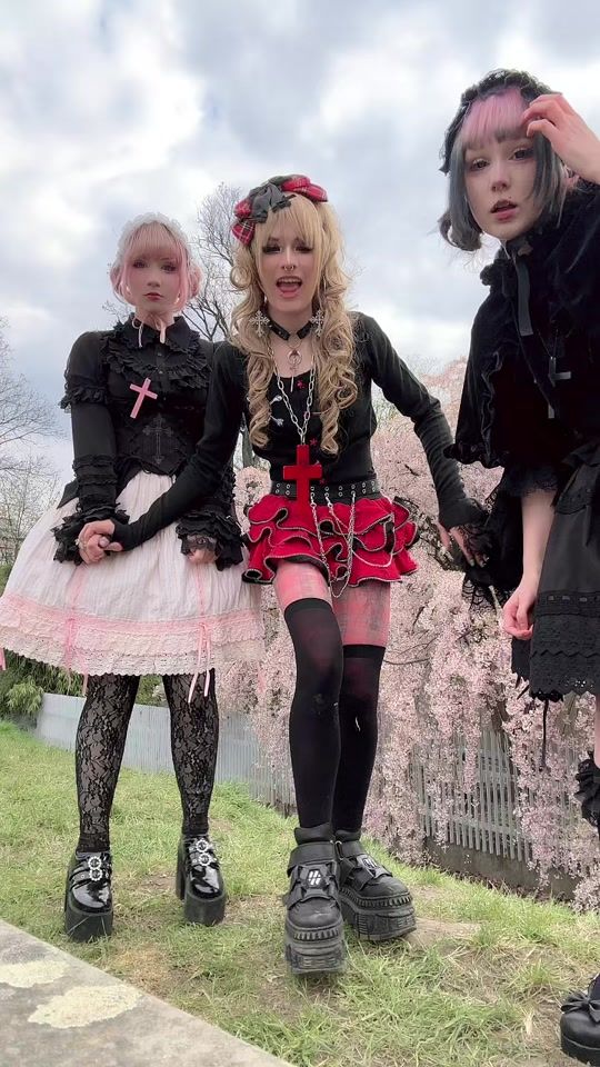 TikTok video thumbnail by emo.d0lly