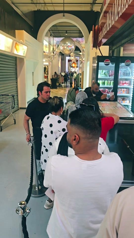TikTok video thumbnail by richpeople.nl