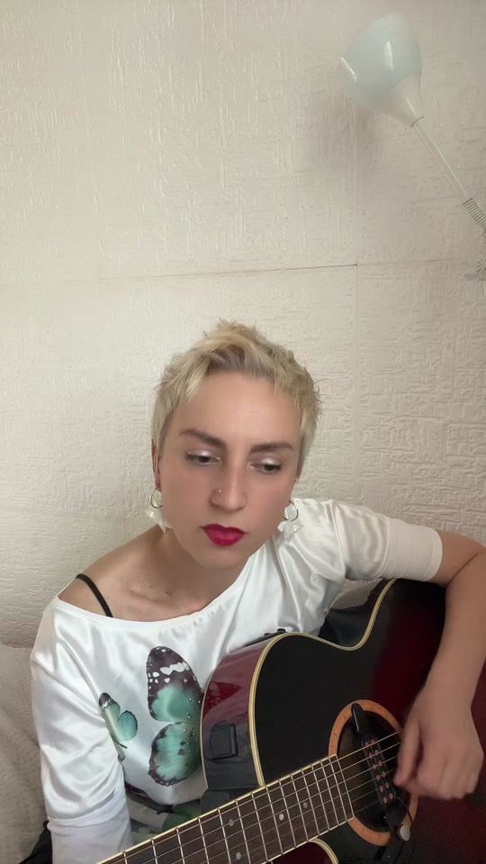 TikTok video thumbnail by elmaoriamusic