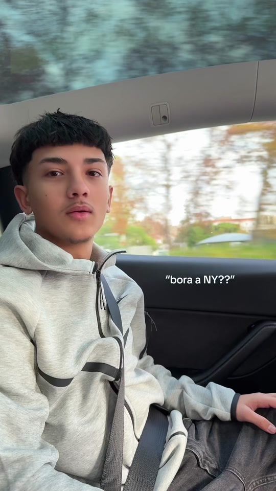 TikTok video thumbnail by beatrizcarrilho._
