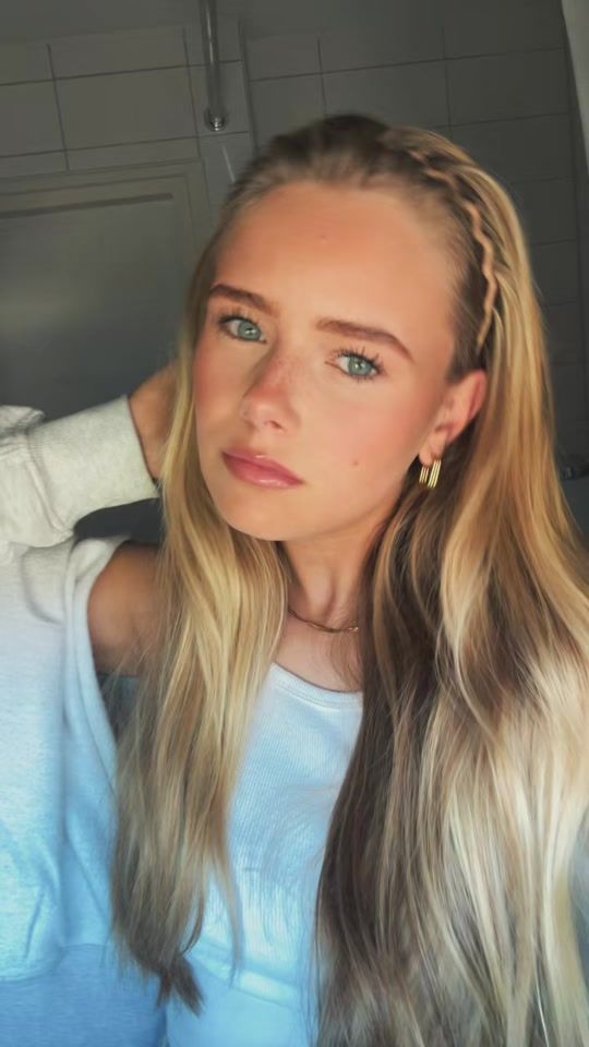 TikTok video thumbnail by vievee_