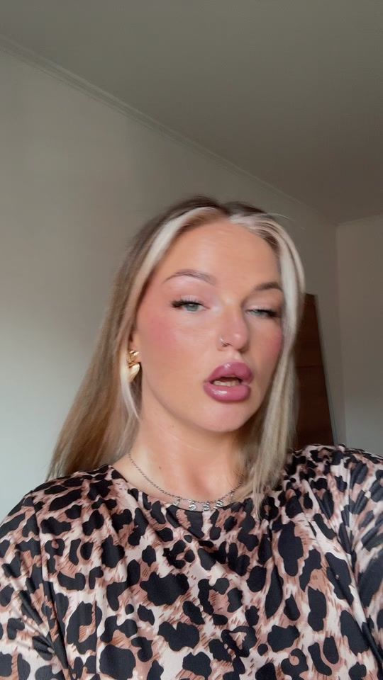 TikTok video thumbnail by curvygirly23