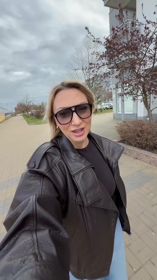 TikTok video thumbnail by vloglola_