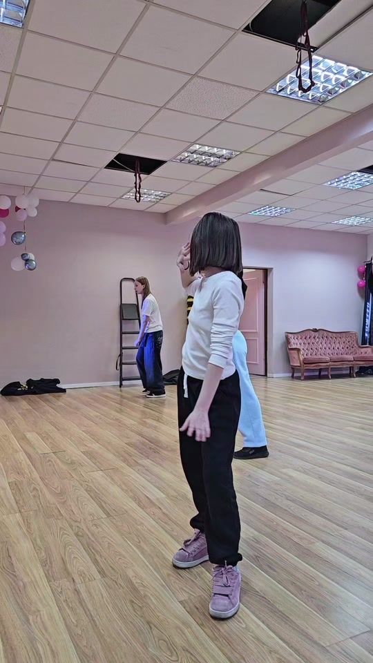 TikTok video thumbnail by vibestudio_dance