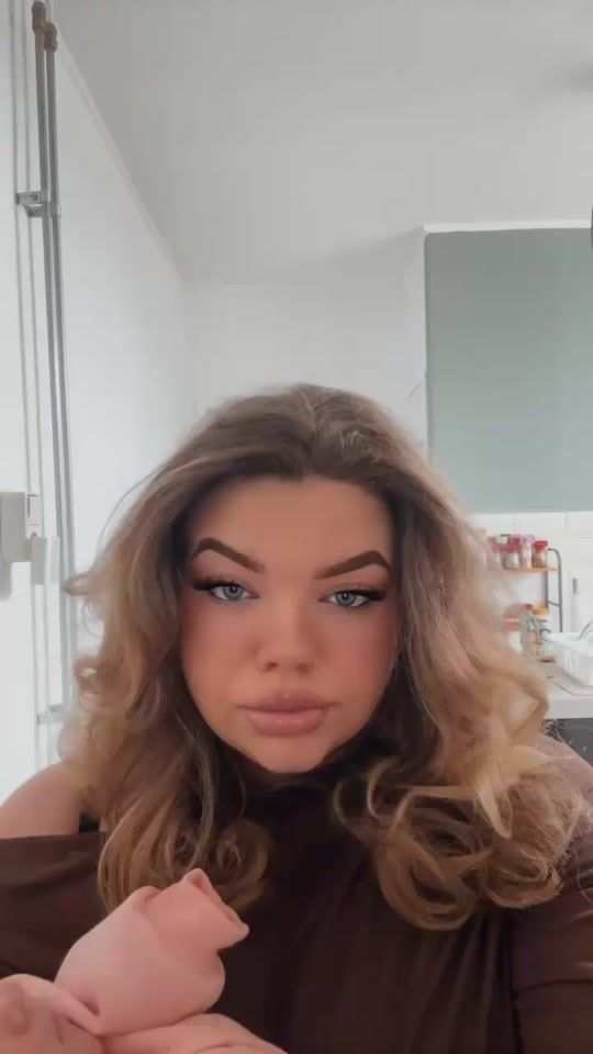 TikTok video thumbnail by esmeeairlines