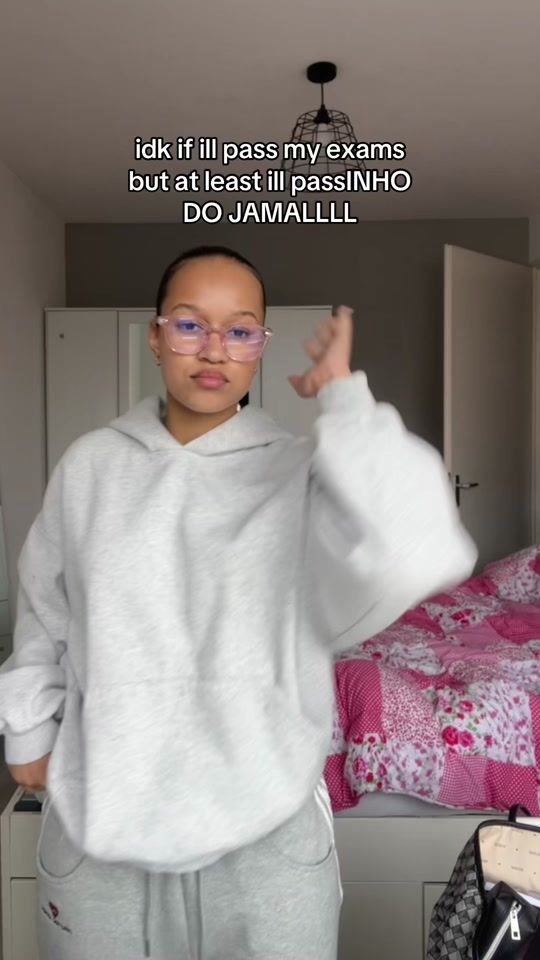 TikTok video thumbnail by lizeamelie