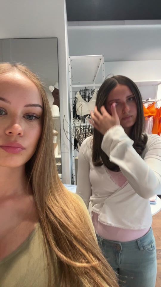 TikTok video thumbnail by emi_07ll