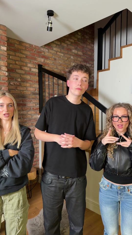 TikTok video thumbnail by discokarol_