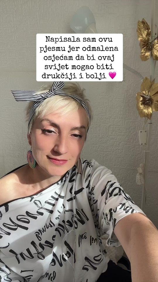 TikTok video thumbnail by elmaoriamusic