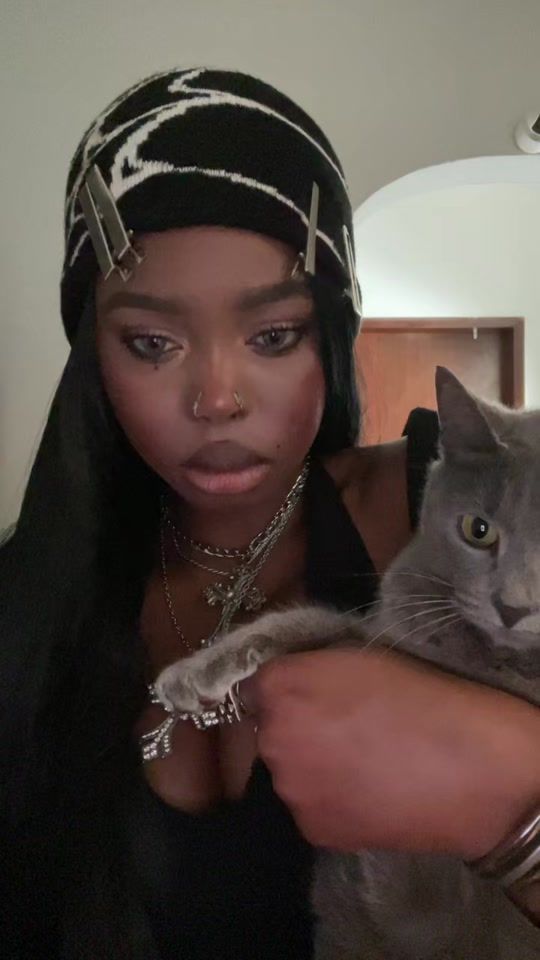 TikTok video thumbnail by red_txy