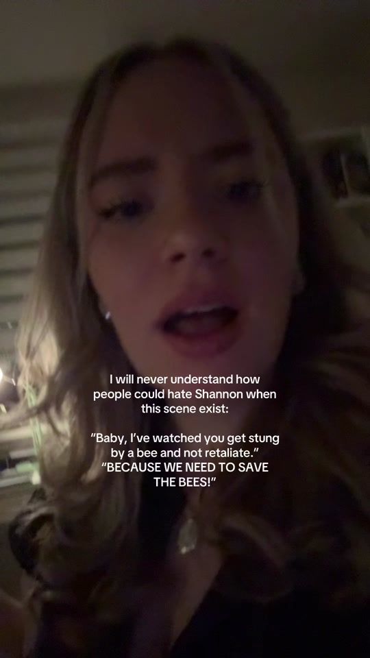 TikTok video thumbnail by emmi.reads.too.much