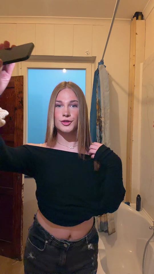 TikTok video thumbnail by emmaetmoi25