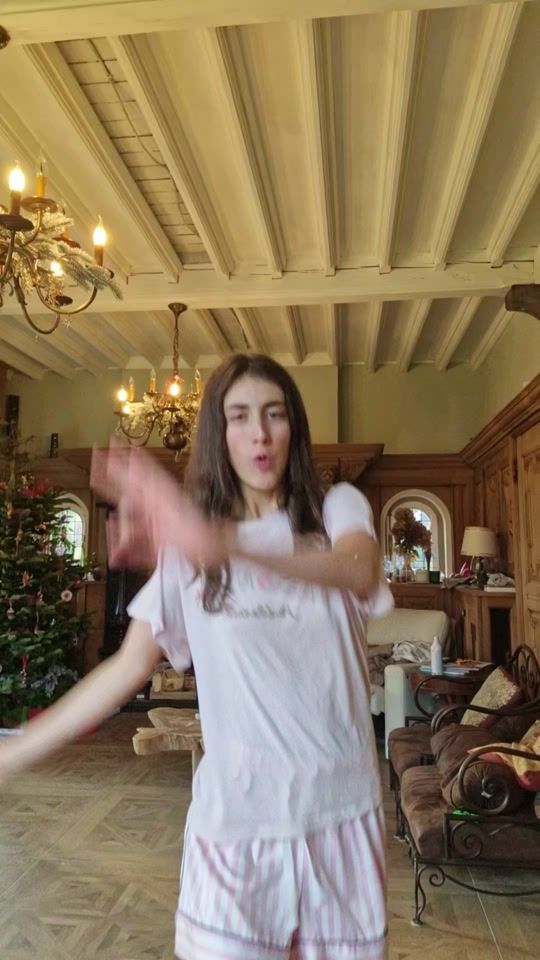 TikTok video thumbnail by elo1se_07_official