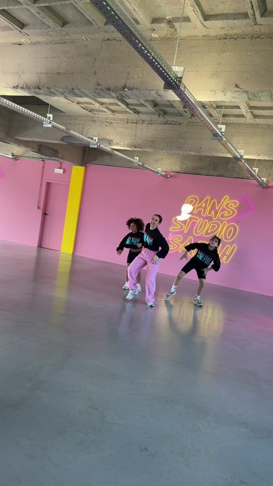 TikTok video thumbnail by dansstudiosarah.official