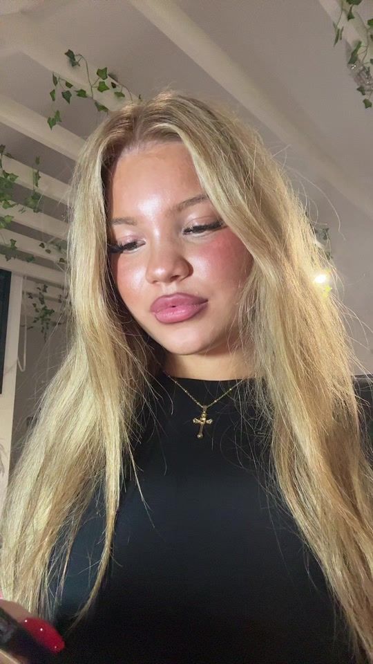 TikTok video thumbnail by whosvanessao