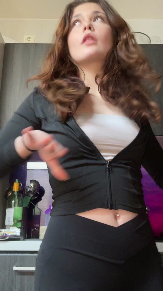 TikTok video thumbnail by easy.pisi19