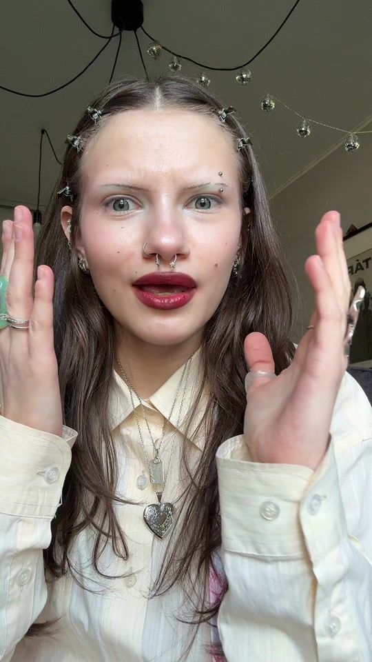 TikTok video thumbnail by hotdogxjumpingfrog