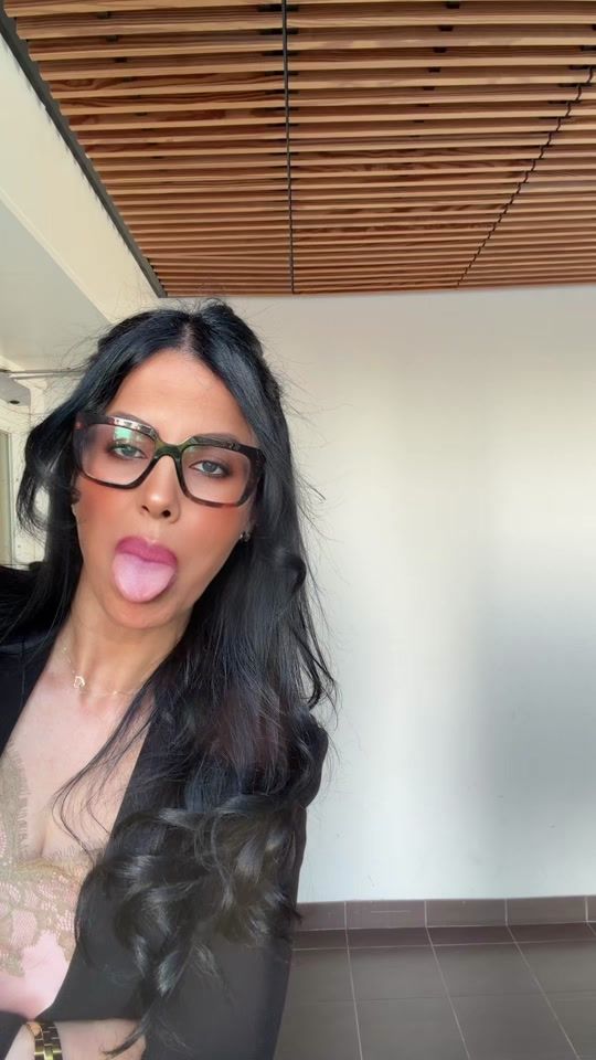 TikTok video thumbnail by rorotounsia
