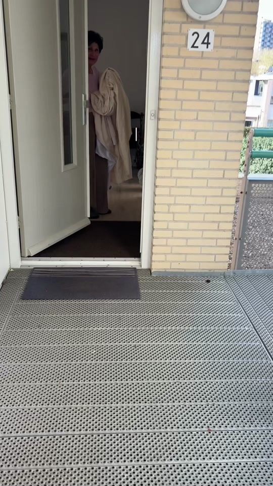 TikTok video thumbnail by daphnevkaam