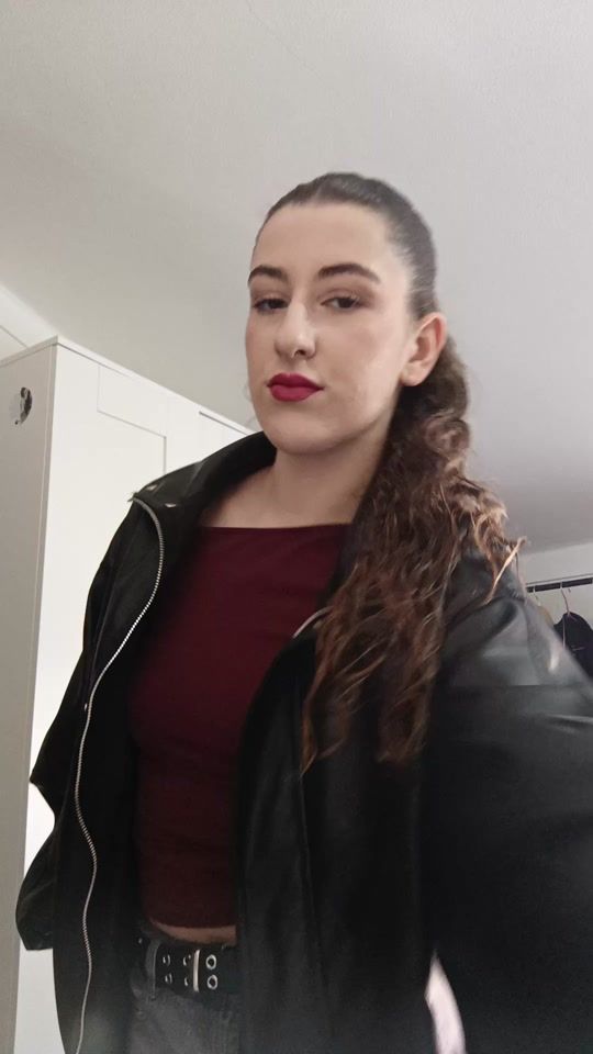 TikTok video thumbnail by bia._mf