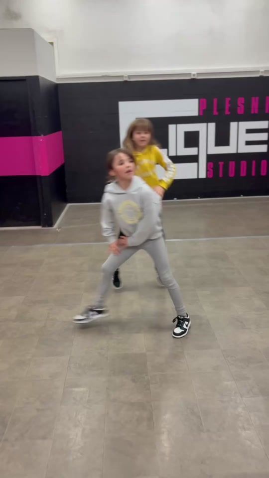 TikTok video thumbnail by plesnistudioclique