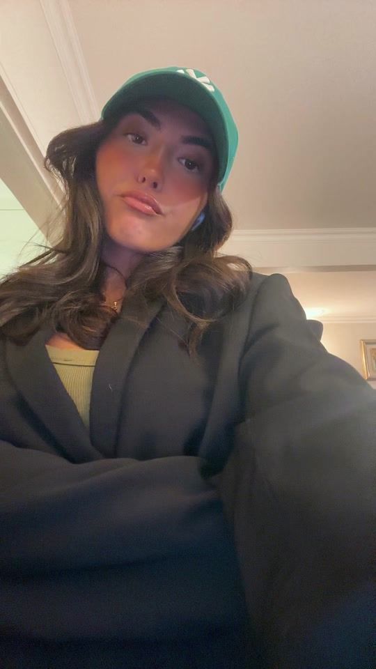 TikTok video thumbnail by daphnenouchi