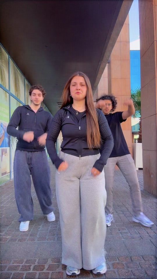 TikTok video thumbnail by manuela__832
