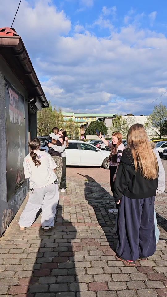 TikTok video thumbnail by vibestudio_dance