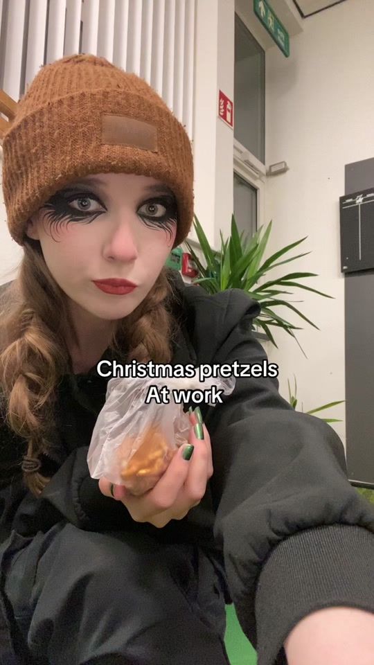 TikTok video thumbnail by nikobloomart