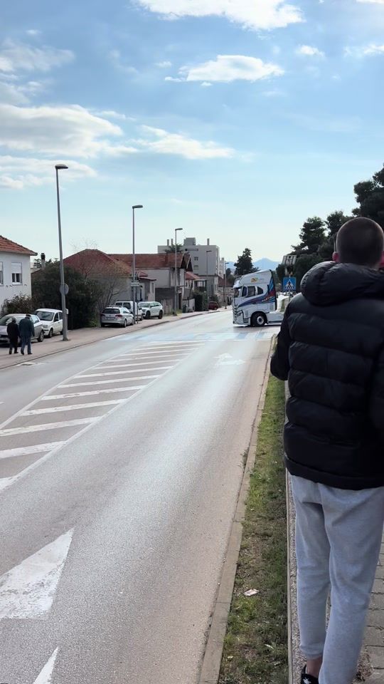 TikTok video thumbnail by truckspotter_zadar