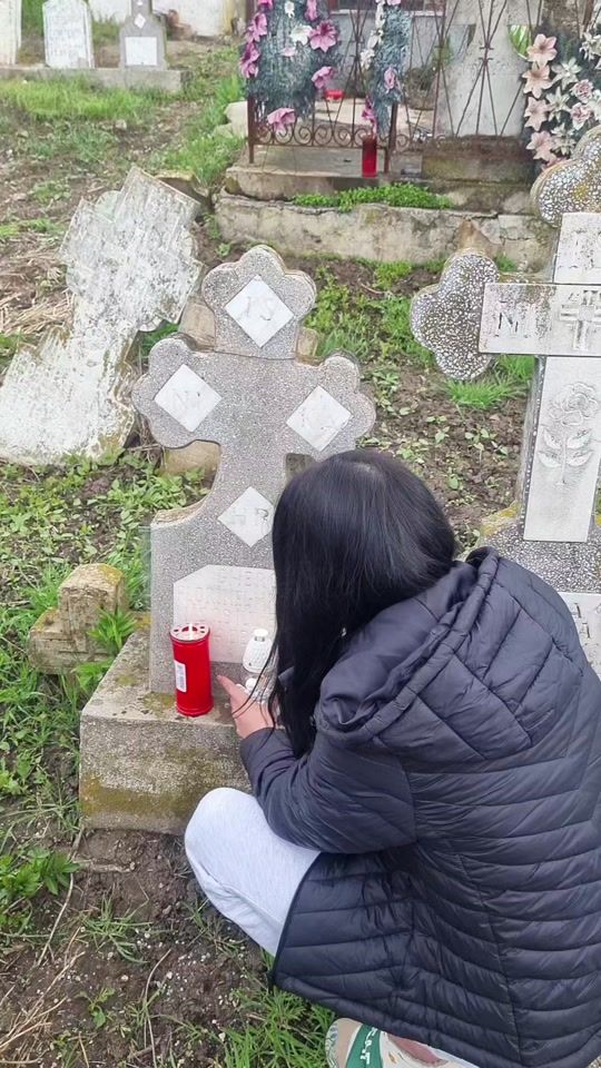 TikTok video thumbnail by elly_elena08