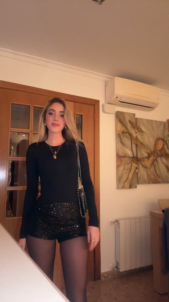 TikTok video thumbnail by claudiamocholii