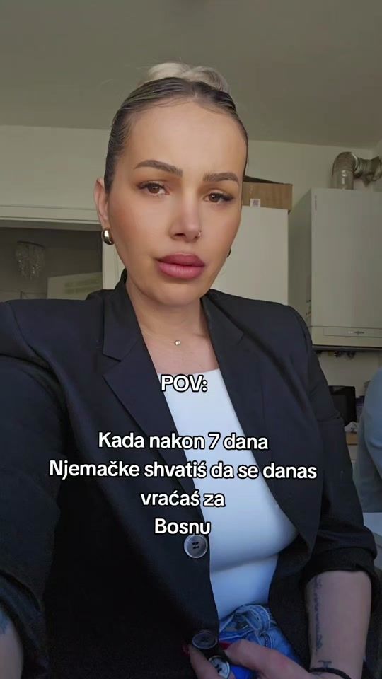 TikTok video thumbnail by dina_de_