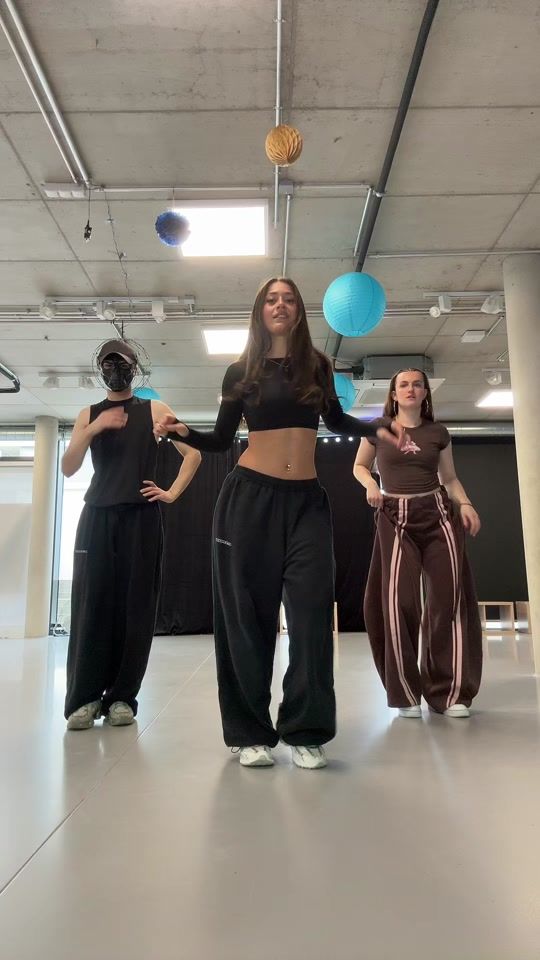 TikTok video thumbnail by sara.clll