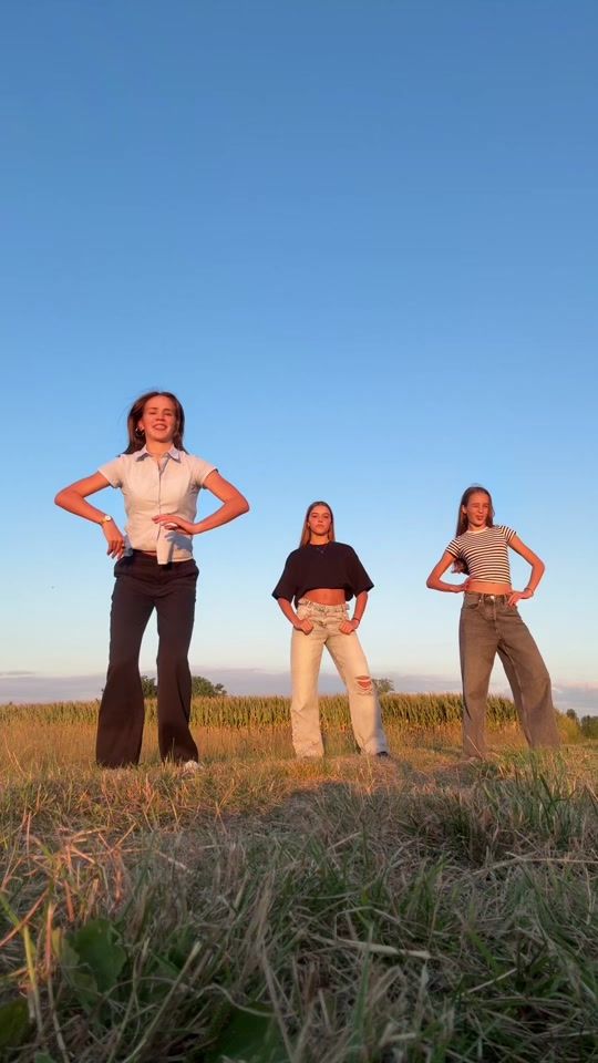 TikTok video thumbnail by dancing.brunnets