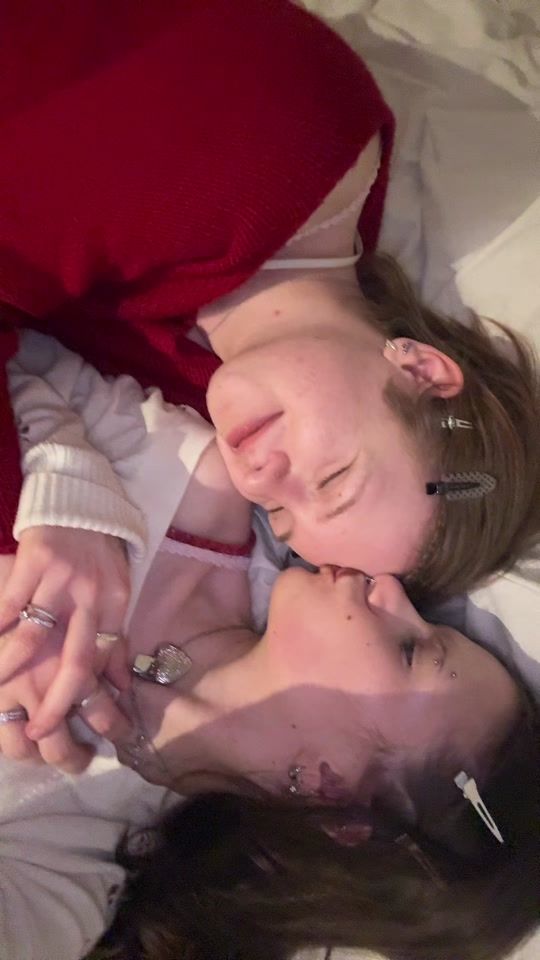 TikTok video thumbnail by hotdogxjumpingfrog