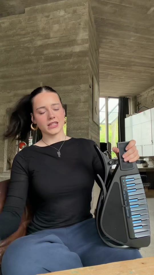 TikTok video thumbnail by frida_tune