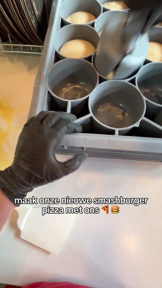 TikTok video thumbnail by dominos_nl